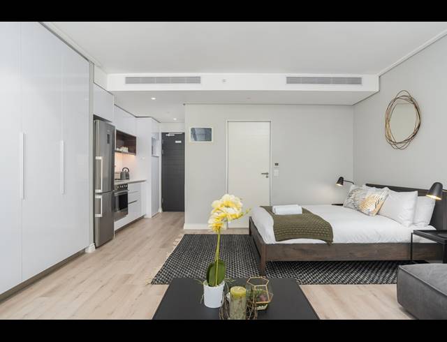 0.5 BEDROOM APARTMENT FOR SALE IN CAPE TOWN CITY CENTRE